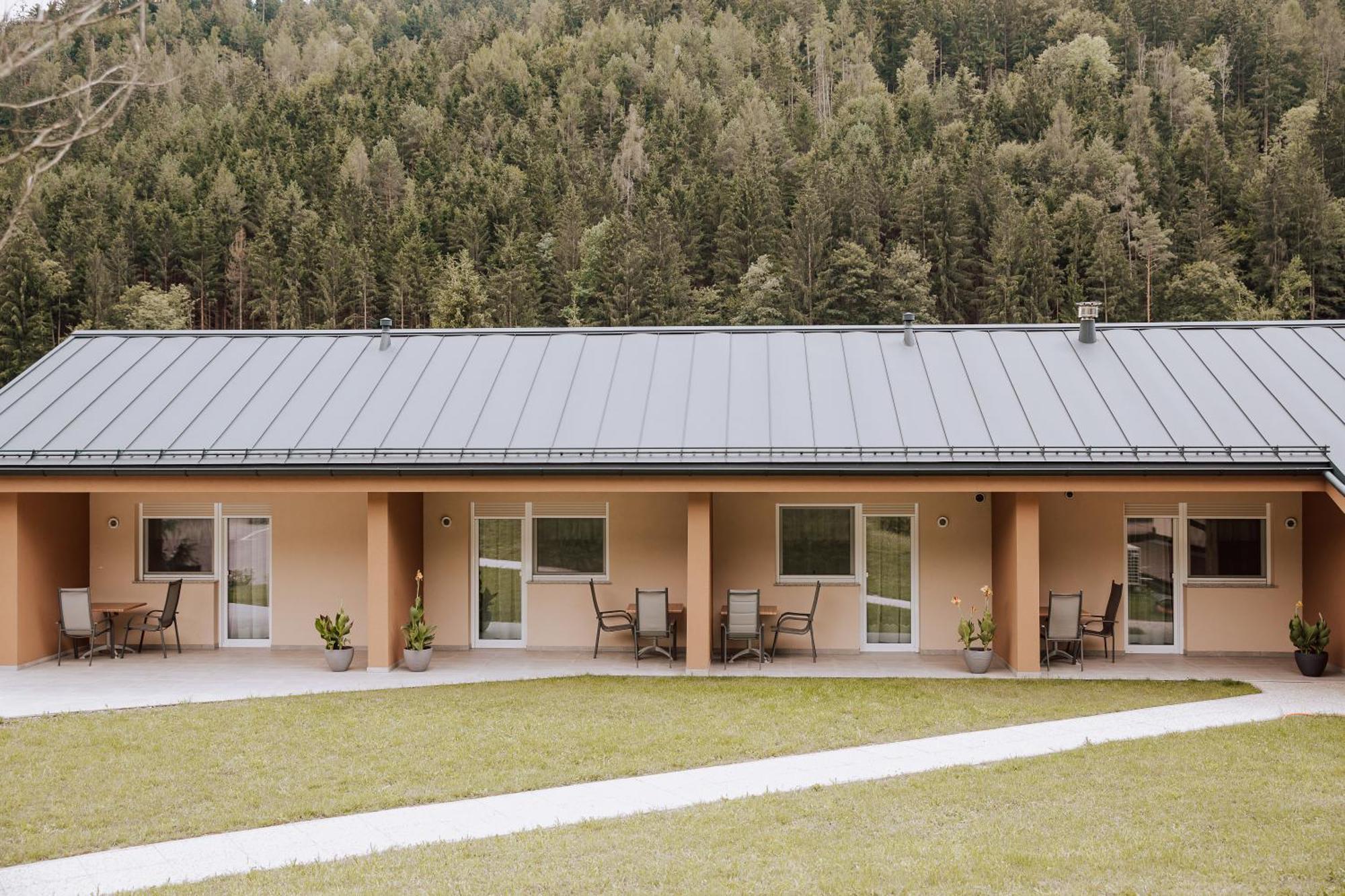 Hotel Gostisce Krivograd Prevalje Zimmer foto